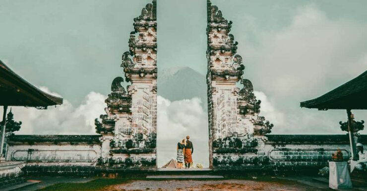 Bali: Lempuyang, Tirta Gangga Temple Treasure Tour - Lempuyang Temple Experience
