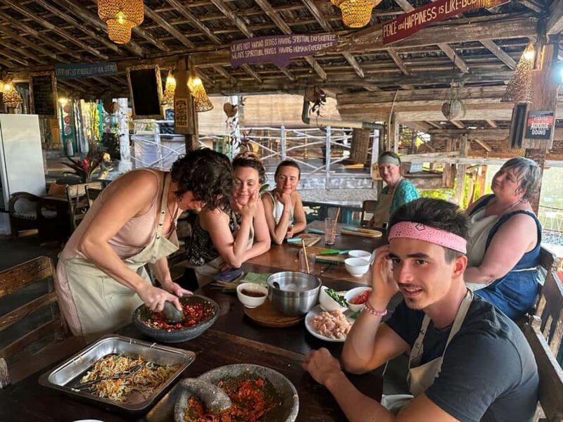 Bali (Lovina): Balinese Cooking Class with Local Ingredients - The Experience Itself