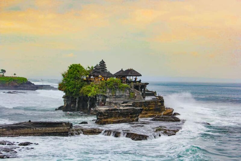 Bali: Monkey Forest, Taman Ayun, Tanah Lot Temple Tour - Discovering Bali’s Natural Beauty and Cultural Gems