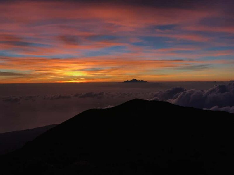 Bali: Mount Agung Sunrise Trekking Tour via Besakih Temple - Detailed Breakdown of the Itinerary