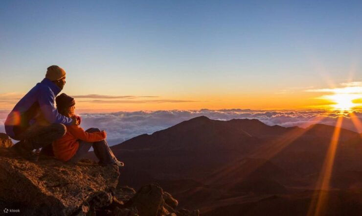 Bali : Mount Agung Sunrise Trekking via Besakih Temple - Tour Guide and Language