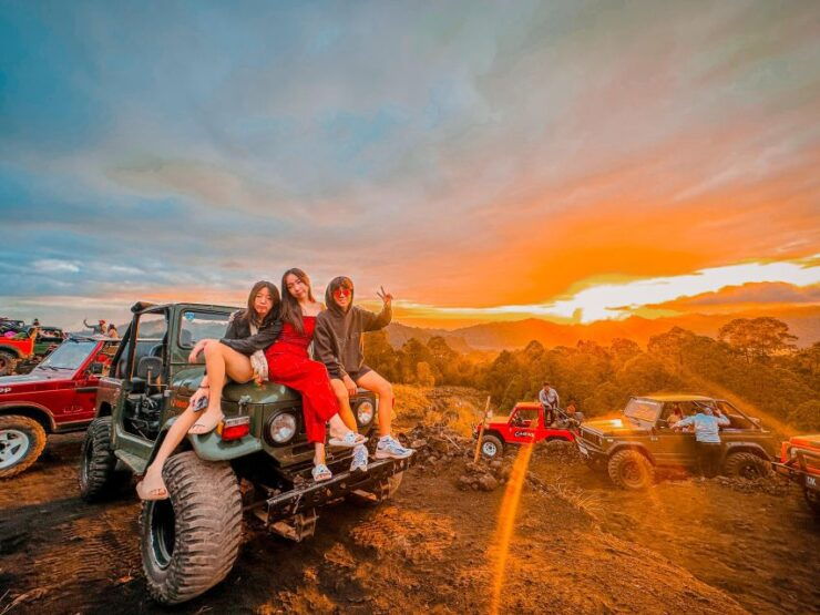Bali: Mount Batur Jeep Sunrise & Hot Spring Tour - Tour Highlights