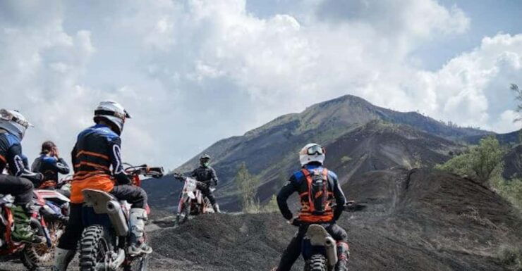 Bali: Mount Batur Sunrise Dirt Bike Trek With Trained Riders - Key Points