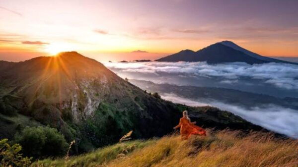 Bali: Mount Batur Sunrise Dirt Bike Trek With Trained Riders - Contact and Communication