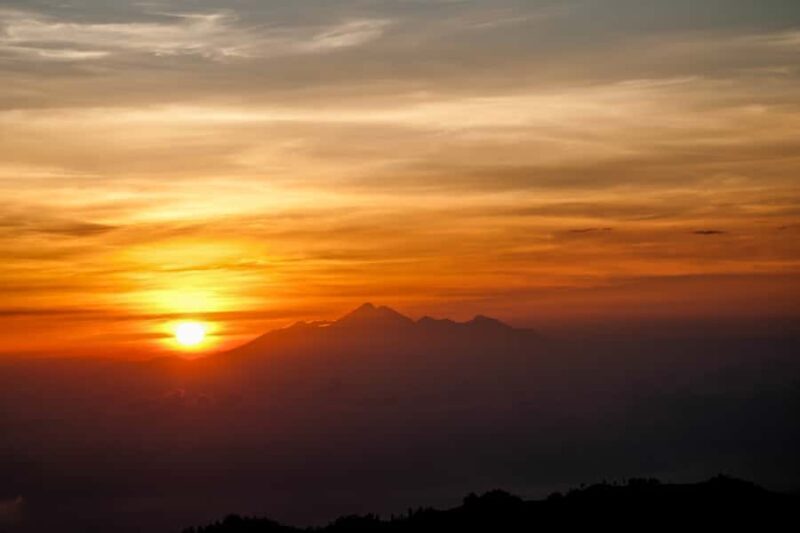 Bali: Mount Batur Sunrise Hike with Breakfast & Hot Spring - The Sum Up