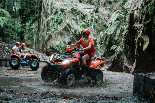 Bali: Mount Batur Sunrise Jeep Tour With Breakfast - Jeep Adventure Highlights