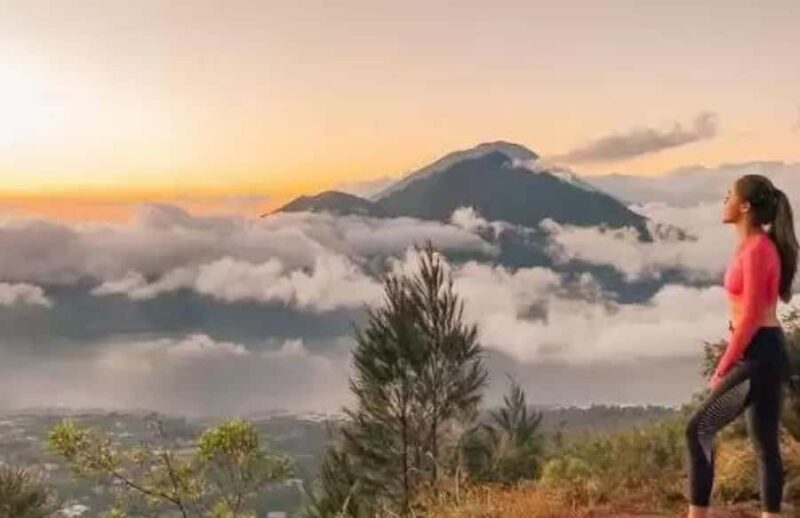 Bali Mount Batur Sunrise Trekking With All Inclusive - The Experience at the Summit