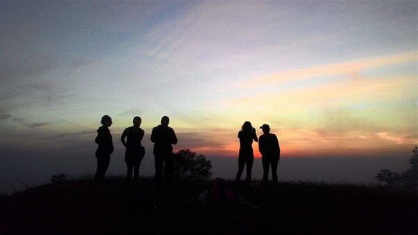 Bali: Mount Batur Sunset Trek With Picnic - Relaxation at Mt. Batur Lounge