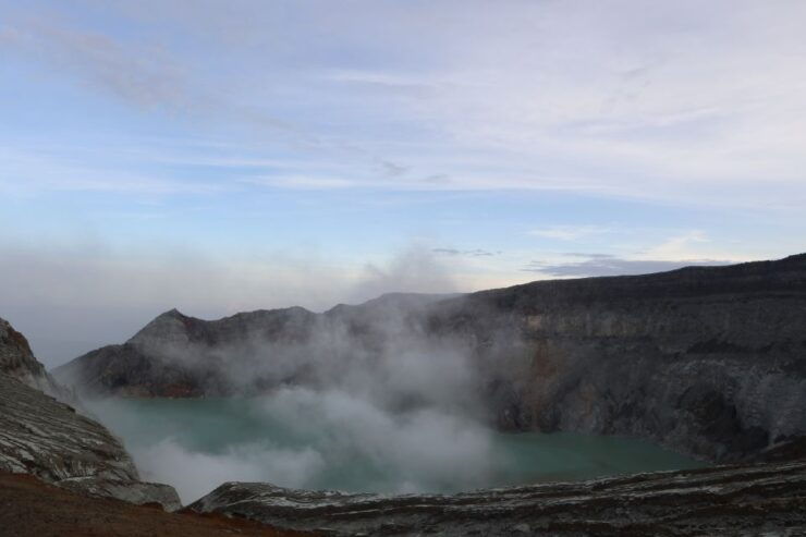 Bali: Mount Ijen Guided Night Walking Tour With Breakfast - Good To Know