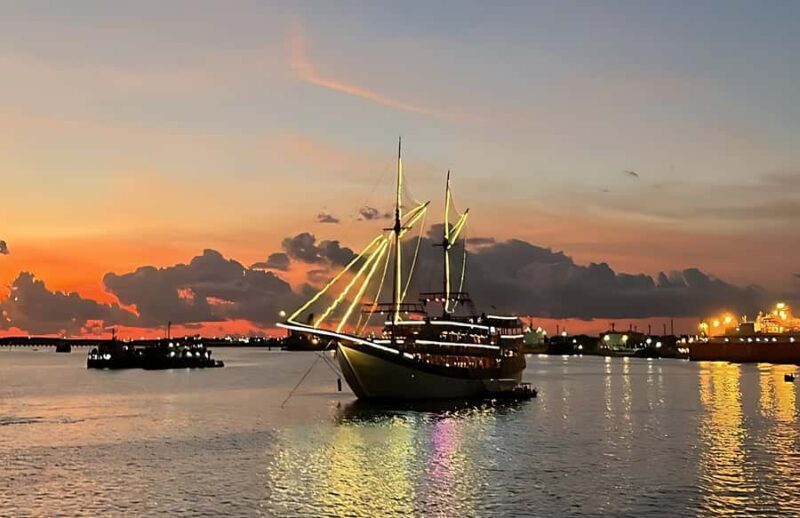 Bali: Phinisi Sunset Dinner Cruise with Entertainment - Who Will Love This Experience