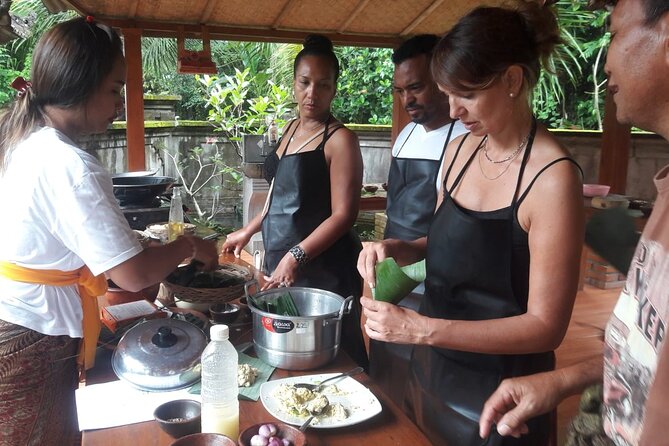 Bali Private Balinese Cooking Class in Ubud Bali - Overview of the Cooking Class