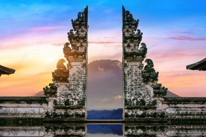 Bali: Private Customizable Tour With German Speaking Guide - Pickup and Drop-off Details