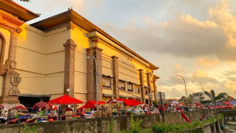 Bali: Private Evening Walking Tour with Culinary Experience - Introduction