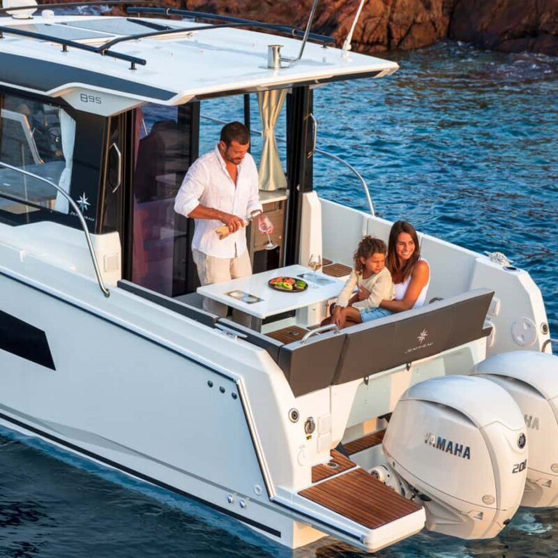 Bali: Private Sunset Yacht for Party & Birthday w/ Champagne - The Cost and Value