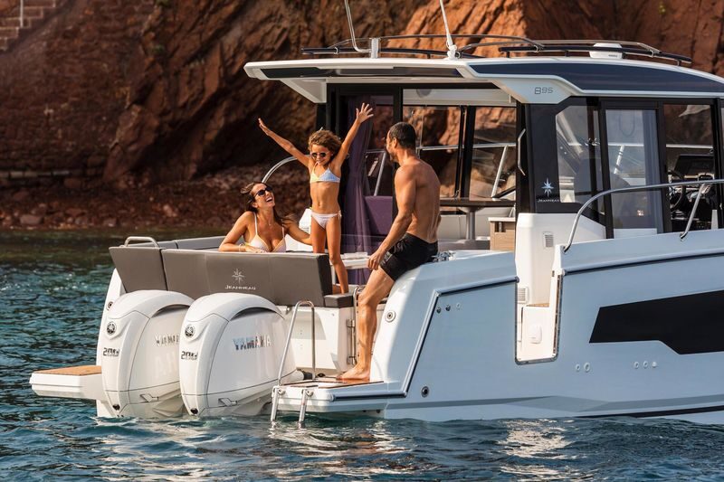 Bali: Private Yacht Sunset Tour from Benoa Marina (Party & Birthday) - Who is likely to enjoy this cruise