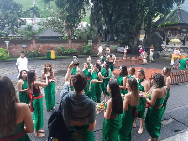 Bali: Purification at Tirta Empul Temple - Customer Experiences and Reviews