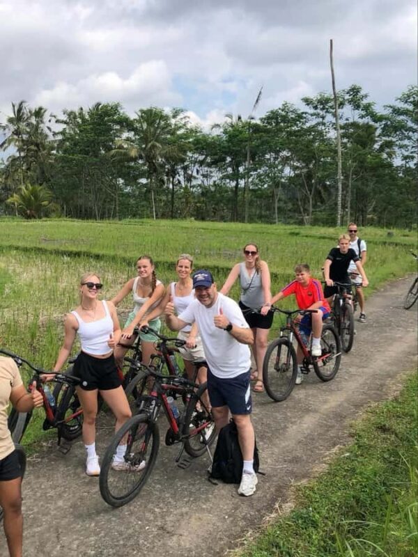 Bali: Rice Field and Village Cycling Tour with Guide - Exploring Balis Countryside on Two Wheels: A Review of the Rice Field and Village Cycling Tour