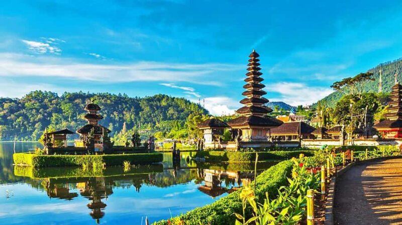 Bali: Royal Temple, Bedugul, and Tanah Lot Private Tour - Authentic Experiences and Unique Highlights