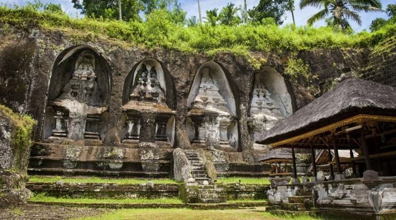Balis Greatest Hits: Ubud & Kintamani Private Tour - Tirta Empul’s sacred springs