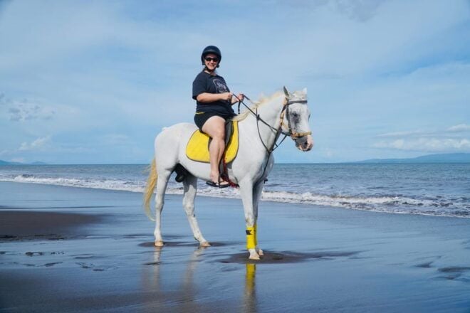 Bali: Sanur Horse Riding on the Beach Guide Tour - Inclusions and Amenities