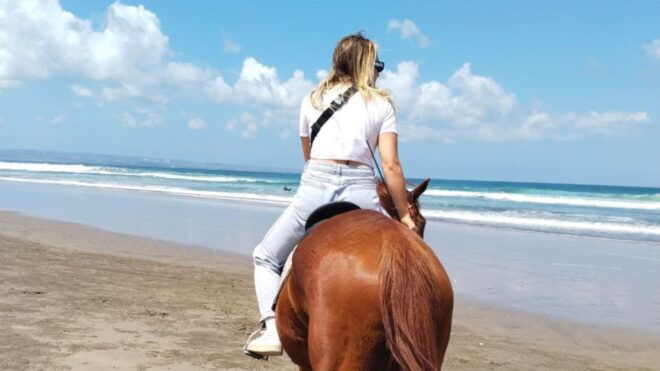 Bali: Seminyak Beach Horse Riding Experience - Booking Details