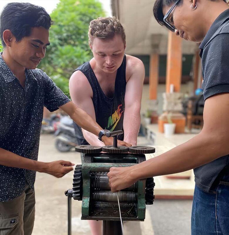 Bali Silver Making Class & Temple Visit - Who Should Consider This Tour?