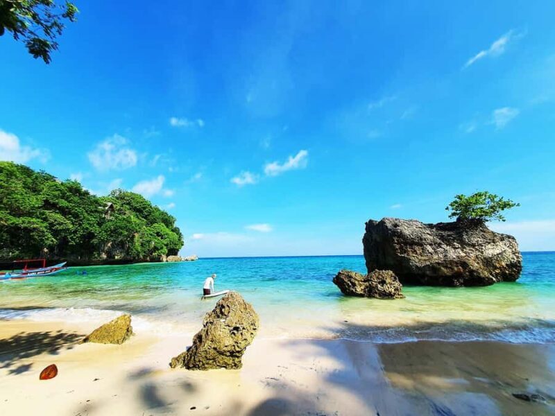 Bali: South Beaches & Sunset at Uluwatu Full-Day Tour - Practical Details: Transport, Timing, and Experience