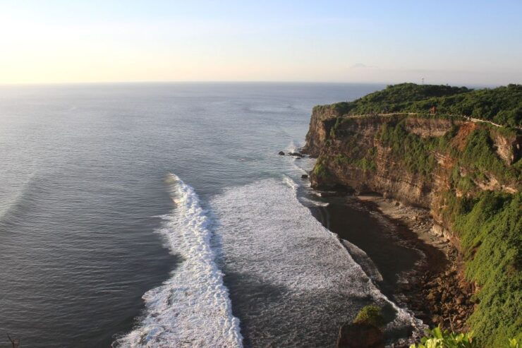 Bali: South Coast Uluwatu, Tanah Lot, and Jimbaran Day Trip - Tour Experience