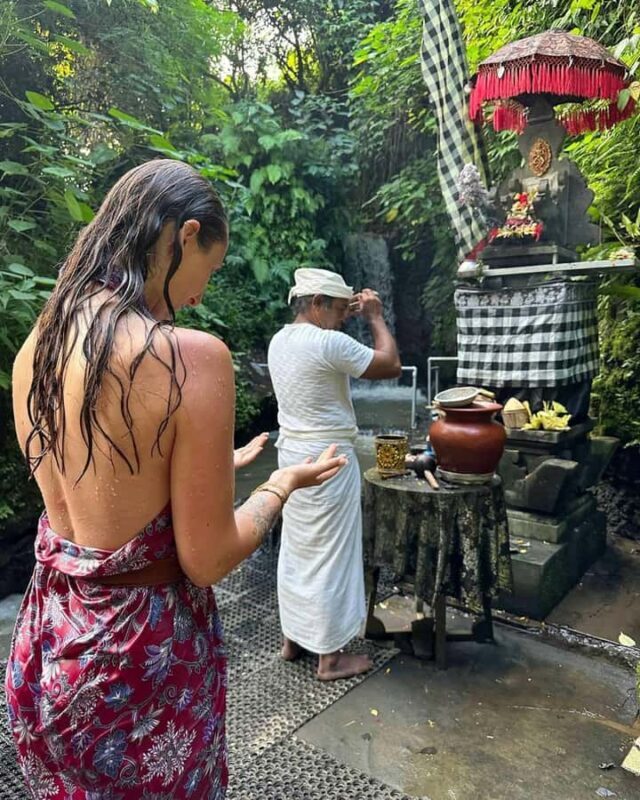 Bali: Spiritual Cleansing, Kecak Dance & Cultural Tour - Tasting Bali’s Coffee and Herbal Teas