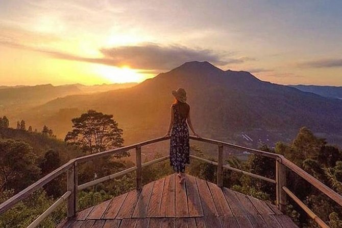 Bali Sunrise & Beautiful Fog Scenery - Pinggan Tour - Sunrise Experience