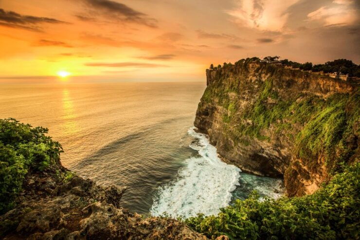 Bali Sunset: Uluwatu Temple, Kecak Dance and Jimbaran Bay - Activity Details