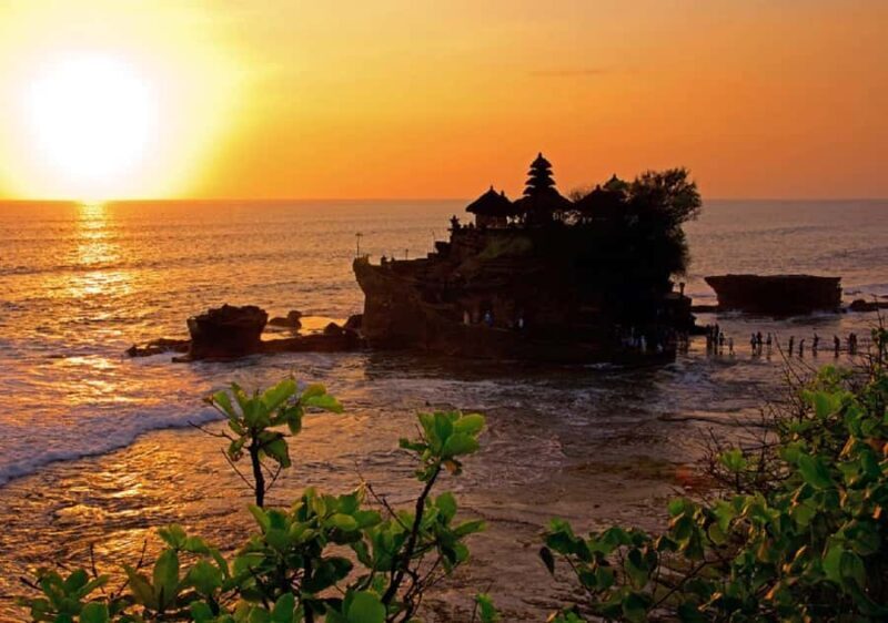 Bali: Taman Ayun and Tanah Lot Temple Sunset Tour - A Deep Dive into the Bali Temple Tour Experience