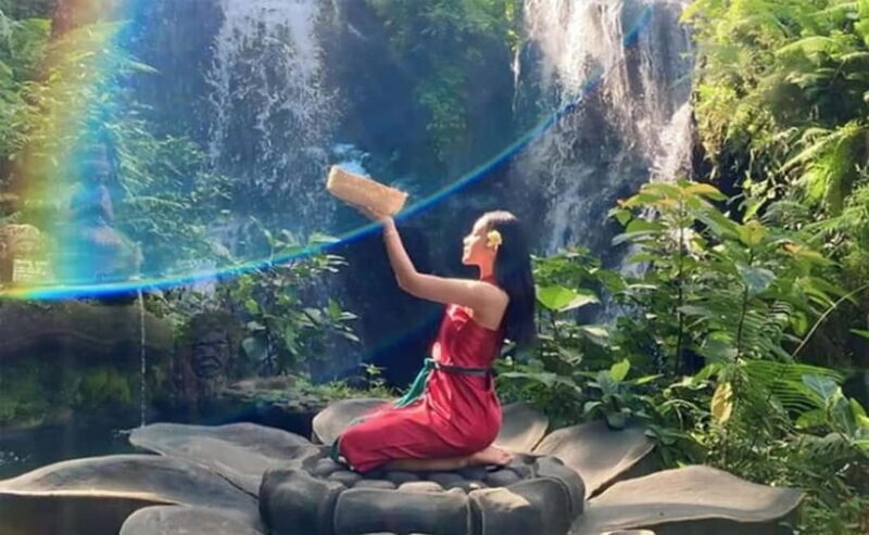 Bali : Taman Beji Griya Waterfall Purification and Ubud Tour - Good To Know