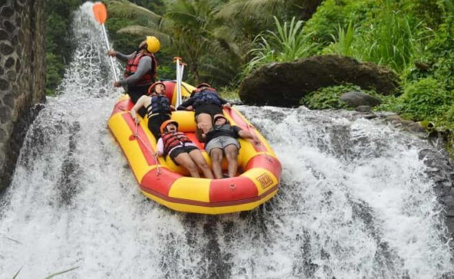 Bali : Telaga Waja White Water Rafting and Besakih Temple - Adventure at Telaga Waja
