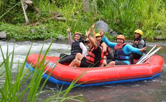 Bali : Telaga Waja White Water Rafting and Besakih Temple - Exploring Besakih Temple