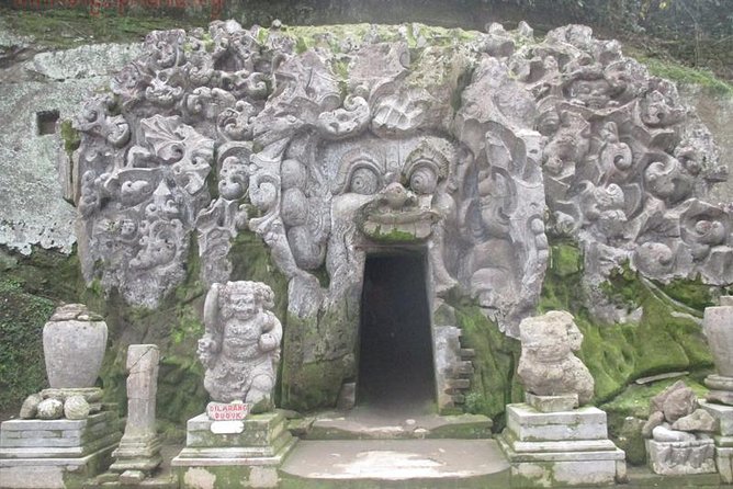 Bali Traditional Dance, Waterfall and Hindu Temple With Lunch - Visit to Craft Villages