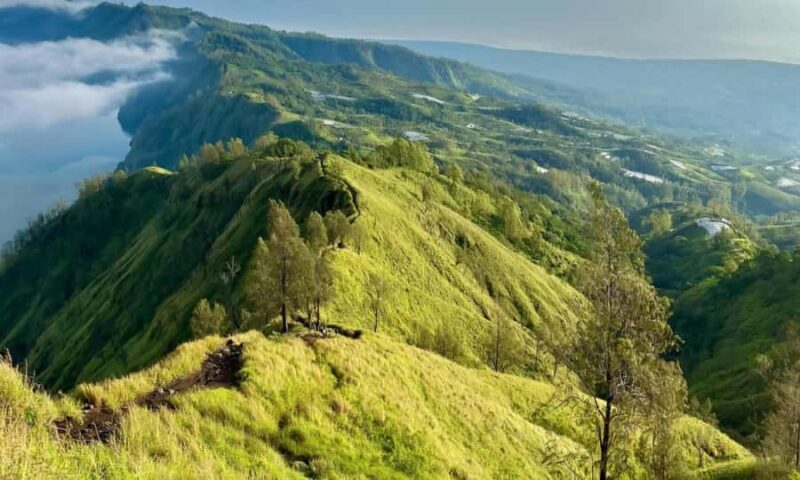 Bali Trunyan Hill Sunrise Hike with Lake Batur Views - An Unforgettable Sunrise Over Bali’s Mountain Scenery