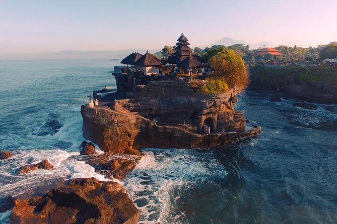 Bali Twins Sea Temple: TANAH LOT AND ULUWATU TEMPLE SUNSET - Exploring Bali’s Top Temples: What You Can Expect  