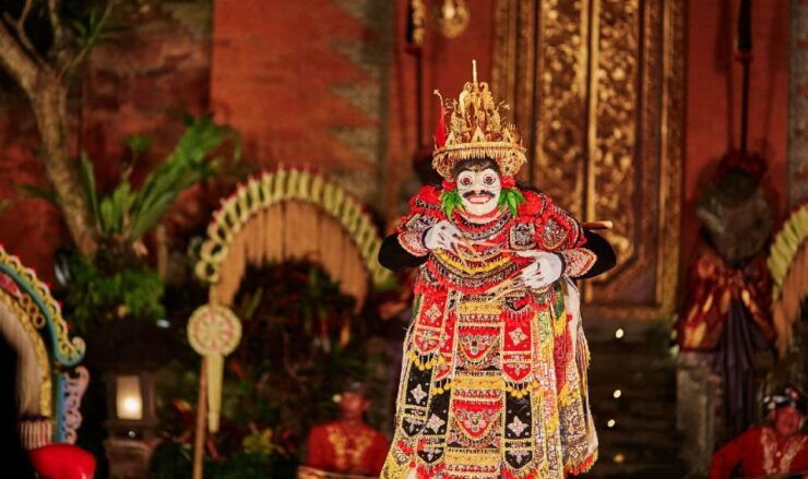 Bali: Ubud Palace Legong Dance Show Ticket - Experience