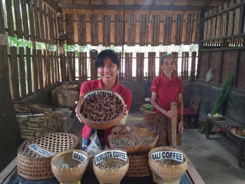 Bali: Ubud Sunrise Trekking - Authenticity and Guides