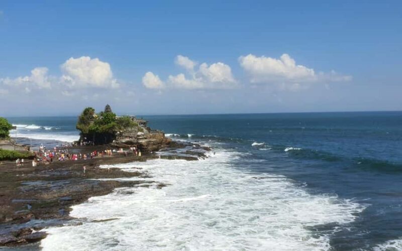 Bali: Ulundanu, Waterfall, Jatiluwih & Tanah Lot Temple Tour - A Full-Day Journey Through Bali’s Natural and Cultural Marvels