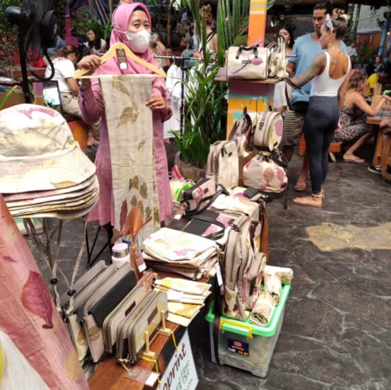 Bali: Uluwatu Sunday Market & Kecak Dance at Karang Boma - FAQs