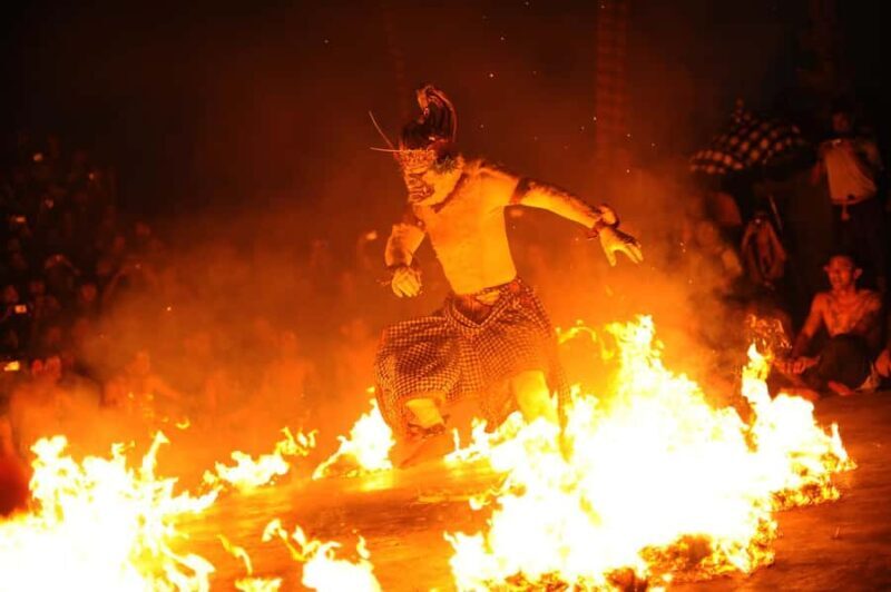 Bali: Uluwatu Temple Kecak & Fire Dance Show Ticket - Good To Know