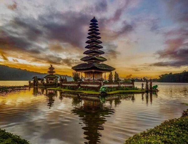 Bali UNESCO Sites: Private Guided Full-Day Tour - Jatiluwih Rice Terrace and Handara Gate