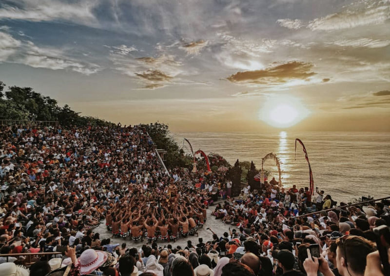 Bali Water Blow & Uluwatu Temple Private Day Tour - Uluwatu Temple and the optional Kecak at sunset