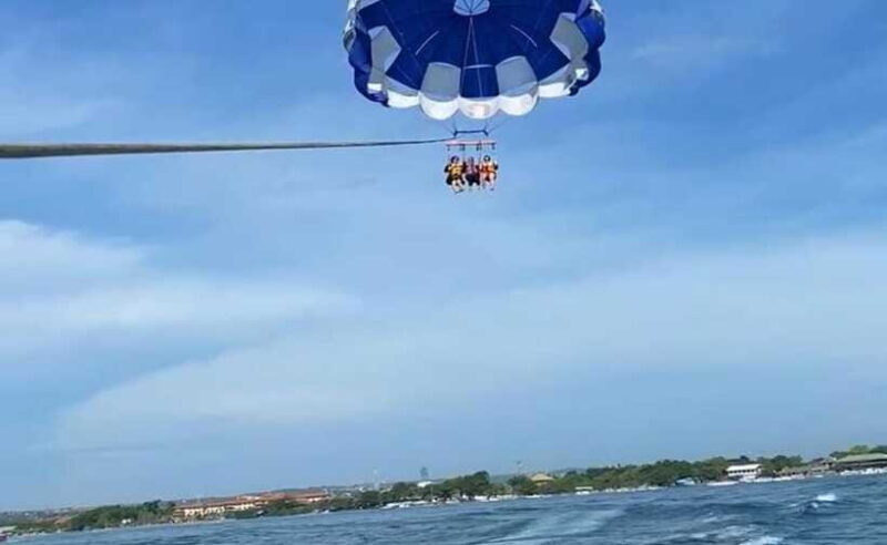 Bali : Watersport, Padang-padang Beach, Kecak Dance Uluwatu - The Sum Up