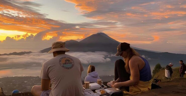 Bali:Mount Batur Sunrise Trek White Guide and Breakfast - Booking Your Adventure