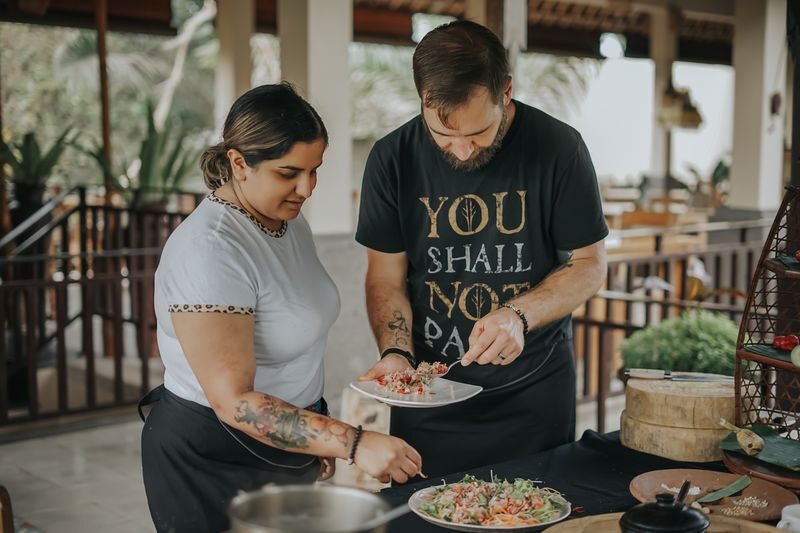 Balinese Cooking Class at The Kumbuh Restaurant Ubud - What the food lesson teaches you