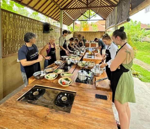 Balinese Cooking Class With Visit Ubud Highlight Tour - Customer Feedback