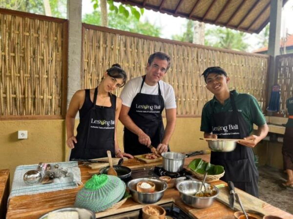 Balinese Cooking Class With Visit Ubud Highlight Tour - Cooking Class Highlights